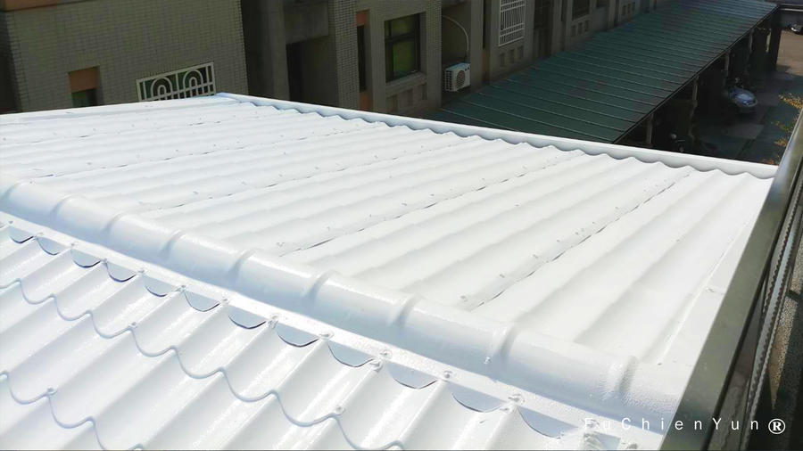台南住宅屋頂隔熱塗料工程
